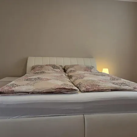 Na Polabí 2 Apartman *